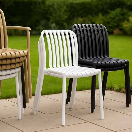 Silla Moderna Blanca para Exterior e Interior | Diseño y Comodidad