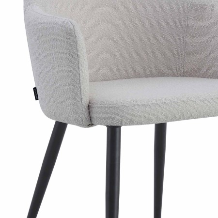 Sillón moderno gris con patas negras – Diseño elegante y cómodo